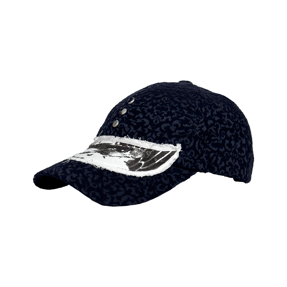 Thermochromic Crescent Cap NV