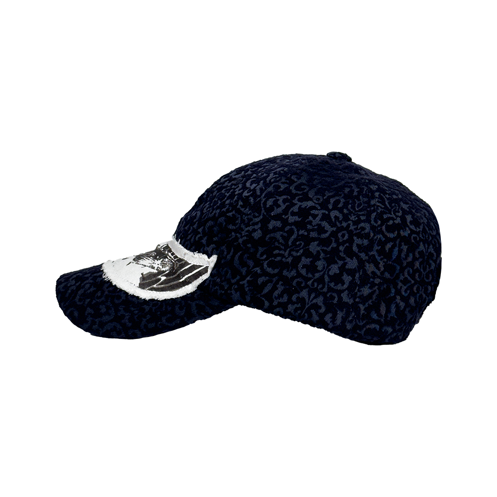 Thermochromic Crescent Cap NV